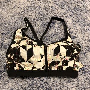 Victoria’s Secret The Knockout Sport Bra 34C